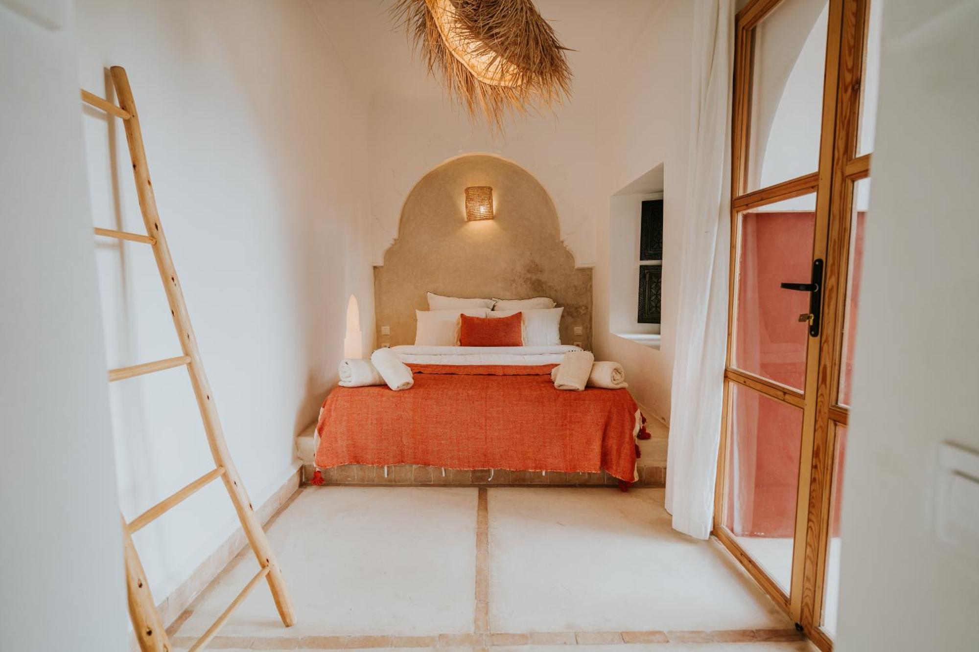 Riad Nanou - Private Riad With Pool & Rooftop Марракеш Экстерьер фото